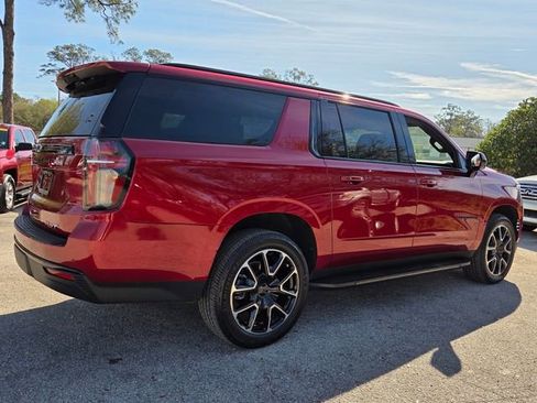 Used 2023 Chevrolet Suburban RST image 7