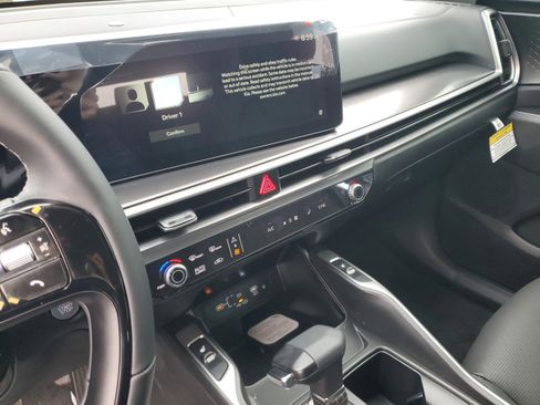 New 2026 Kia Sorento S image 27