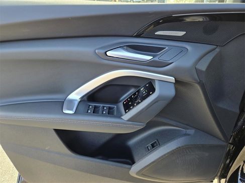 New 2025 Audi Q5 Premium Plus image 17