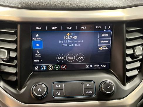 Used 2021 GMC Acadia Denali w/ Denali Technology Package image 15