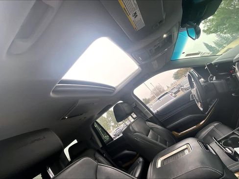 Used 2017 GMC Yukon Denali w/ Open Road Package image 24