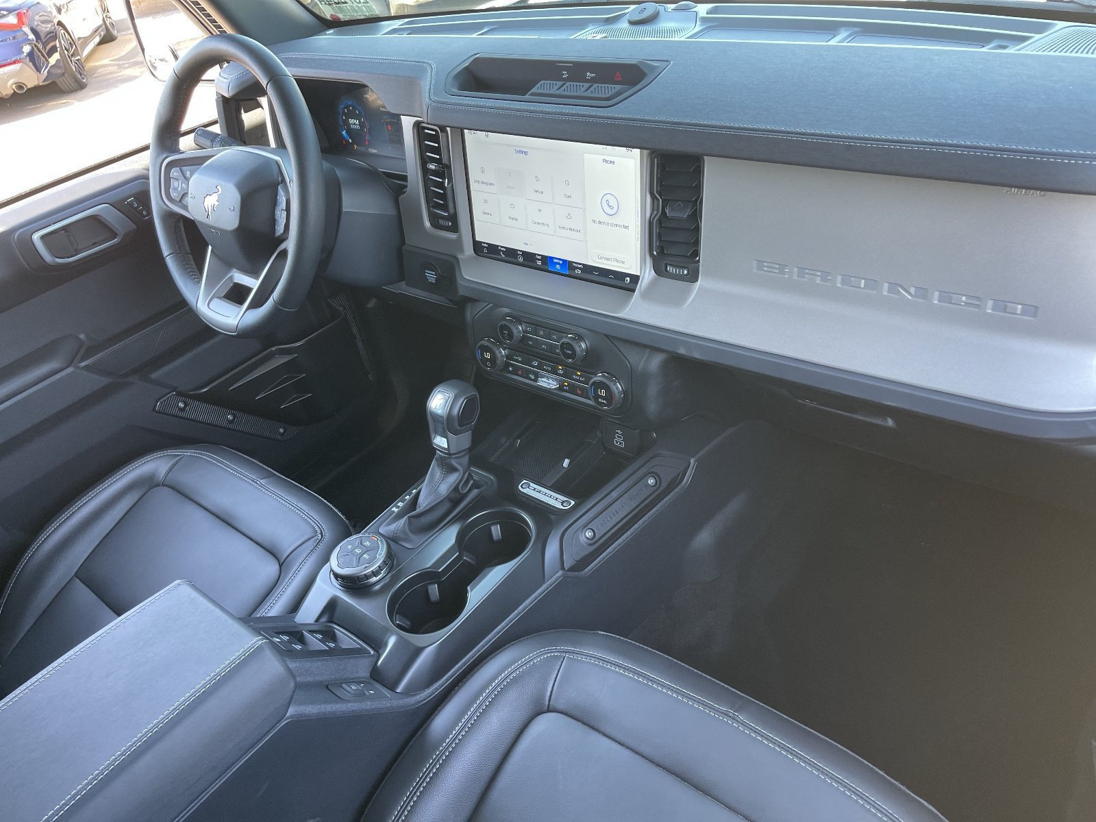Used 2026 Ford Bronco Outer Banks AWD/4WD image 14