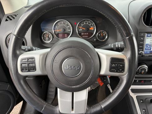 Used 2014 Jeep Compass Limited w/ Sun/Sound Group AWD/4WD image 24