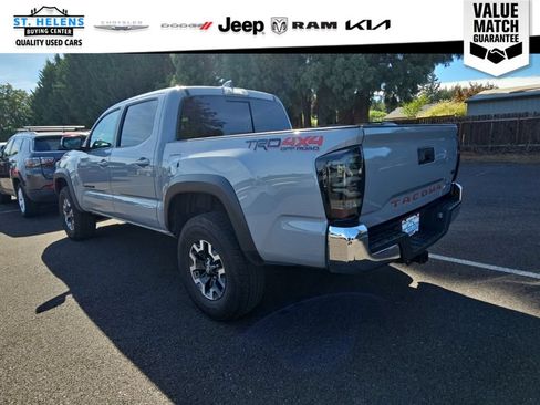 Used 2020 Toyota Tacoma TRD Off-Road AWD/4WD image 4