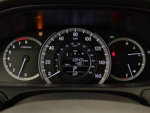 Used 2017 Honda Accord LX image 18