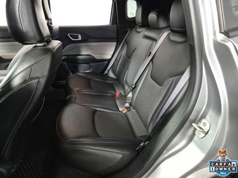 Used 2023 Jeep Compass Latitude w/ Convenience Group AWD/4WD image 22