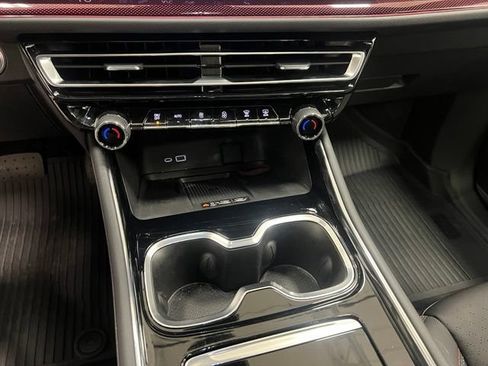 New 2026 Chevrolet Traverse RS AWD/4WD image 12