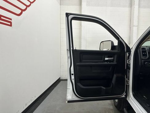 Used 2019 RAM 3500 Tradesman RWD image 35
