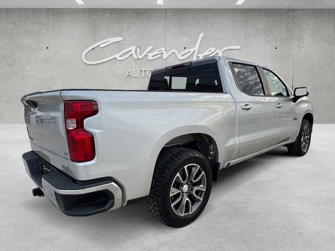 Used 2019 Chevrolet Silverado 1500 LT w/ Texas Edition image 16