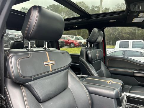 Used 2024 Ford F350 Platinum image 15