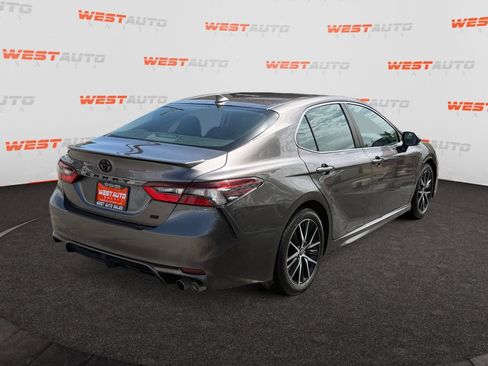 Used 2023 Toyota Camry SE w/ Protection Package (Q2) (TMS) FWD image 5