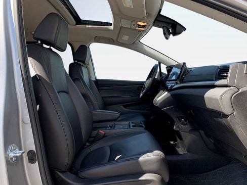Used 2025 Honda Odyssey EX-L image 32