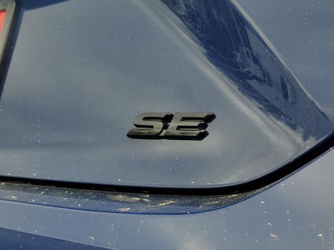 New 2026 Toyota Camry SE image 7