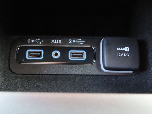 Certified 2019 Jeep Grand Cherokee Overland image 9