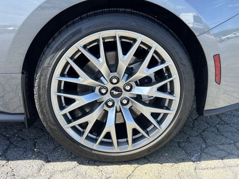 Used 2024 Ford Mustang GT Premium RWD image 19