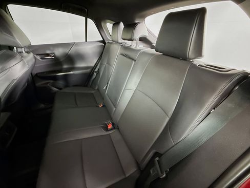 Used 2024 Toyota Venza Limited image 30