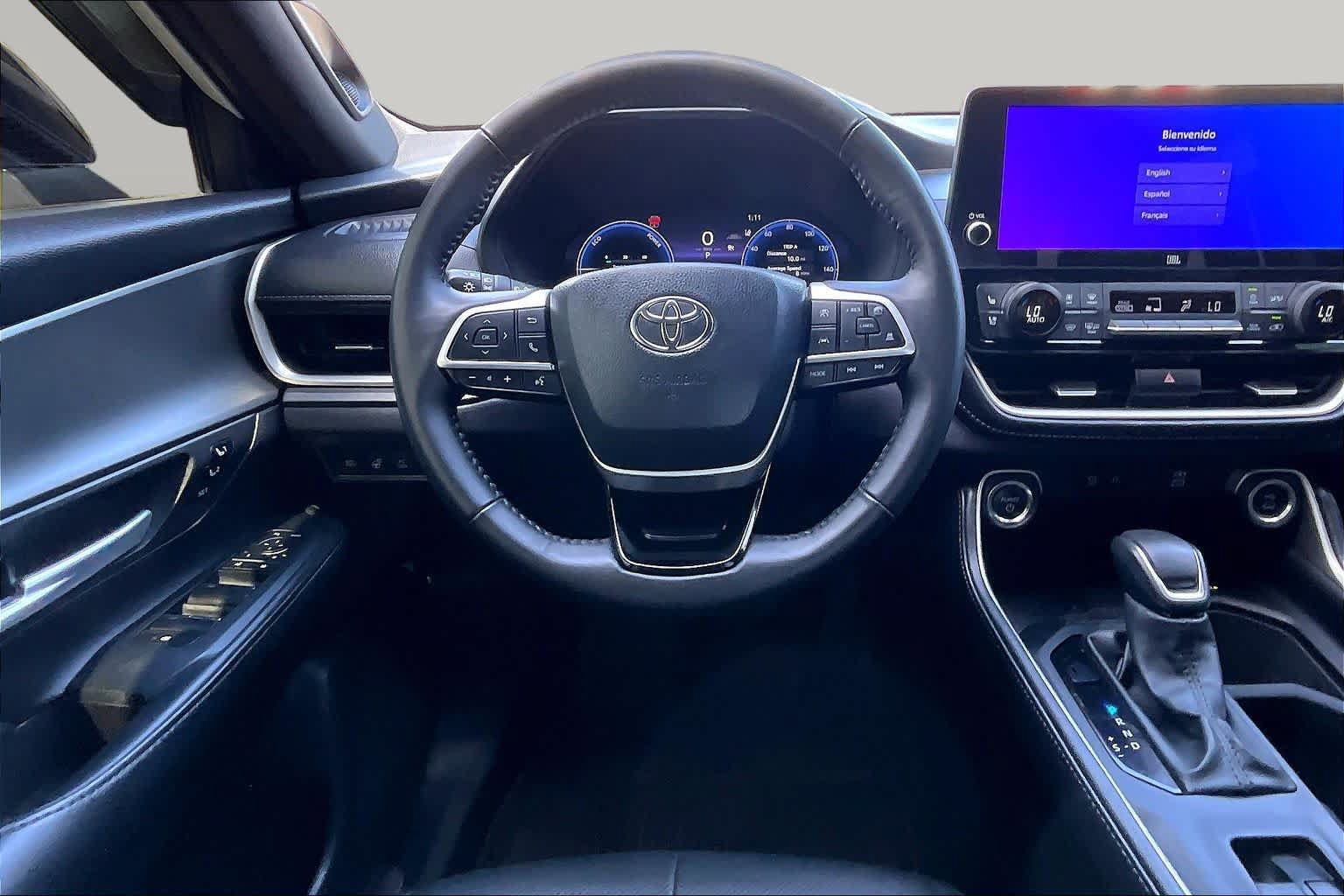 Certified 2025 Toyota Grand Highlander AWD Hybrid image 5