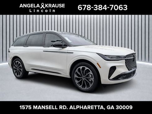 New 2026 Lincoln Nautilus Reserve image 1