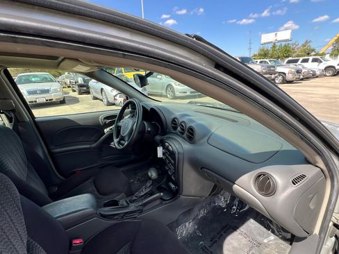 Used 2003 Pontiac Grand Am SE FWD image 54