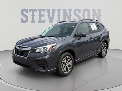 Used 2020 Subaru Forester Premium AWD/4WD image 1