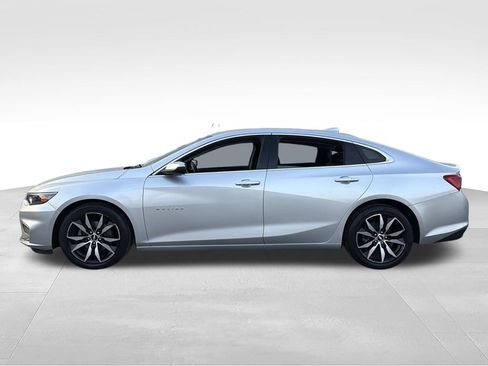 Used 2018 Chevrolet Malibu LT FWD image 5