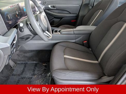 Used 2025 Hyundai Sonata SEL FWD image 20