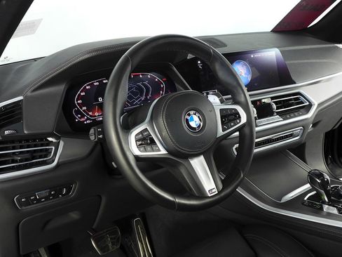 Used 2020 BMW X5 M50i w/ Executive Package image 31