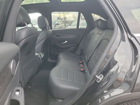 Used 2022 Mercedes-Benz GLC 300 GLC 300 image 10