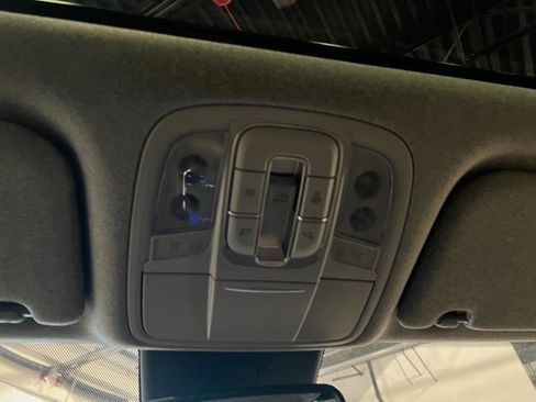 Used 2019 Hyundai Santa Fe Limited image 22