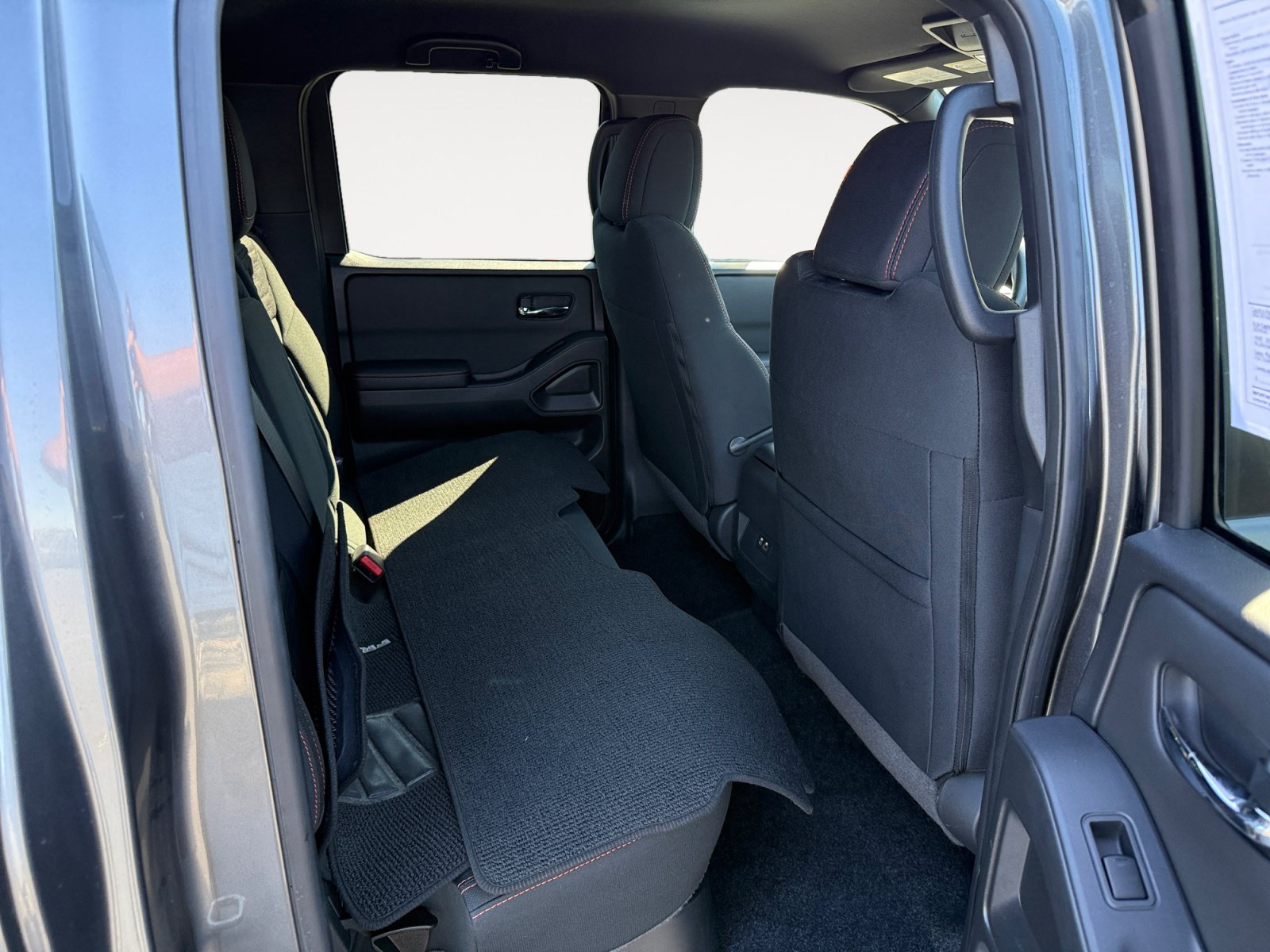 Used 2024 Nissan Frontier Pro-X RWD image 18