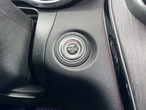 Used 2020 Mercedes-Benz GLC 300 4MATIC Coupe image 17