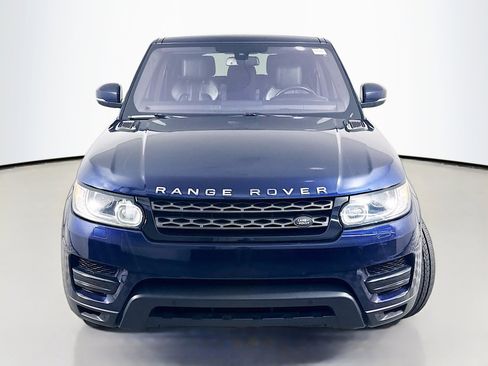 Used 2016 Land Rover Range Rover Sport SE image 2