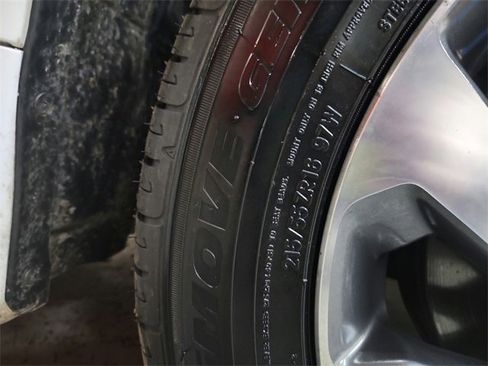 Used 2018 Honda Civic EX image 27