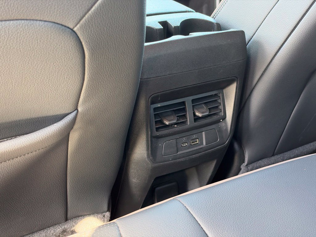 Used 2024 GMC Canyon Denali AWD/4WD image 24