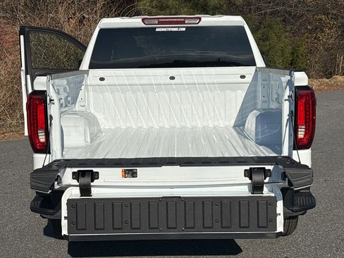 New 2026 GMC Sierra 1500 SLT w/ SLT Convenience Package image 21