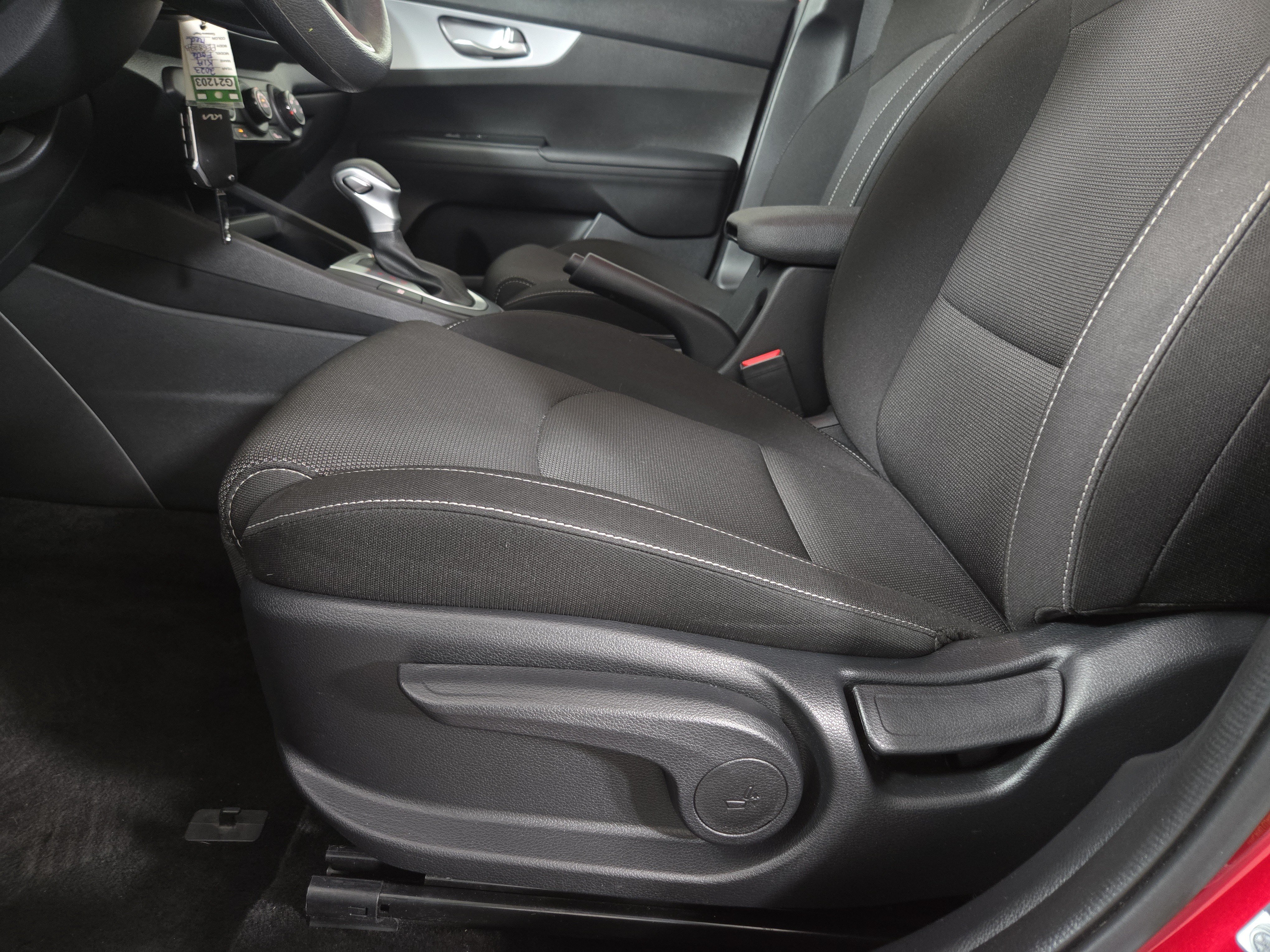 Used 2023 Kia Forte LXS FWD image 29