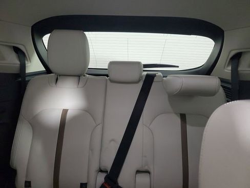 Certified 2025 MAZDA CX-90 3.3 Turbo w/ Premium Plus Pkg image 15