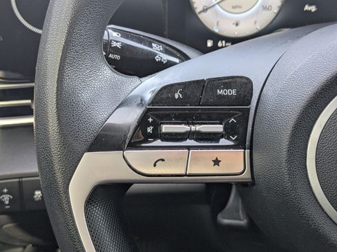 Used 2024 Hyundai Elantra SEL FWD image 24