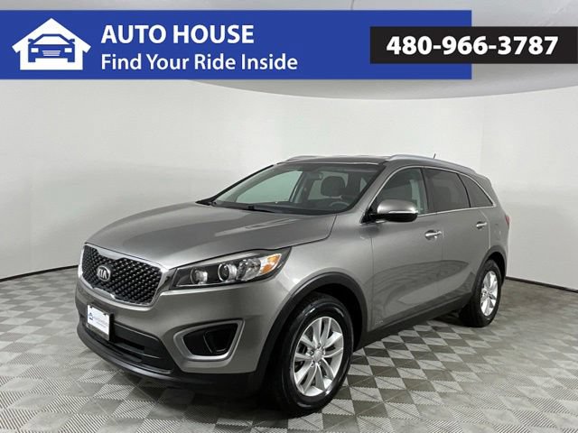 Used 2017 Kia Sorento AWD image 1