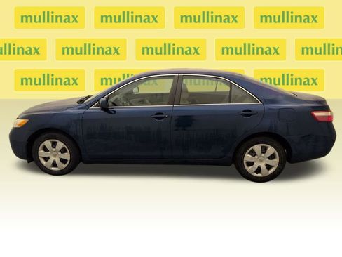 Used 2008 Toyota Camry LE image 9