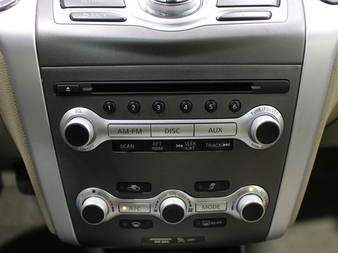 Used 2012 Nissan Murano SL FWD image 16