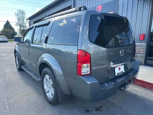 Used 2006 Nissan Pathfinder LE image 3