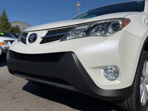 Used 2014 Toyota RAV4 Limited w/ Technology Package AWD/4WD image 16