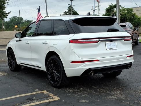 Used 2024 Lincoln Corsair AWD w/ Equipment Group 101A image 5