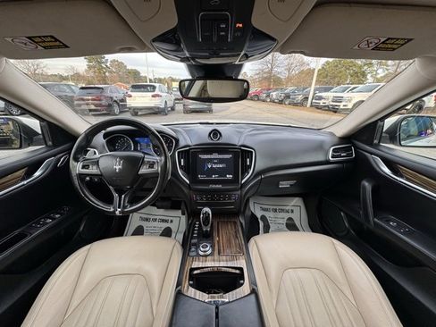 Used 2018 Maserati Ghibli S GranLusso image 18