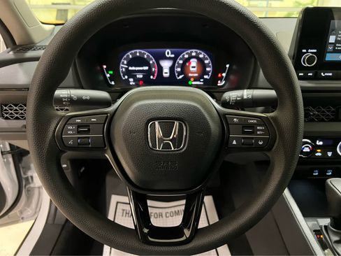 New 2025 Honda Accord LX image 13