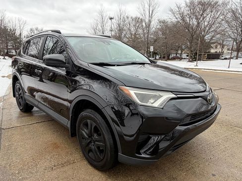 Used 2017 Toyota RAV4 LE w/ All Weather Liner Package image 8