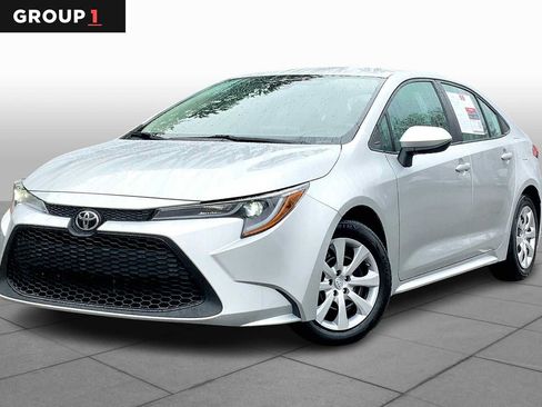 Certified 2021 Toyota Corolla LE FWD image 1