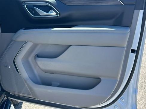 Used 2022 Chevrolet Tahoe LT w/ LT Signature Plus Package AWD/4WD image 10