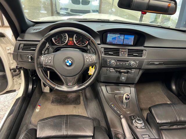 Used 2010 BMW M3 Convertible RWD image 21